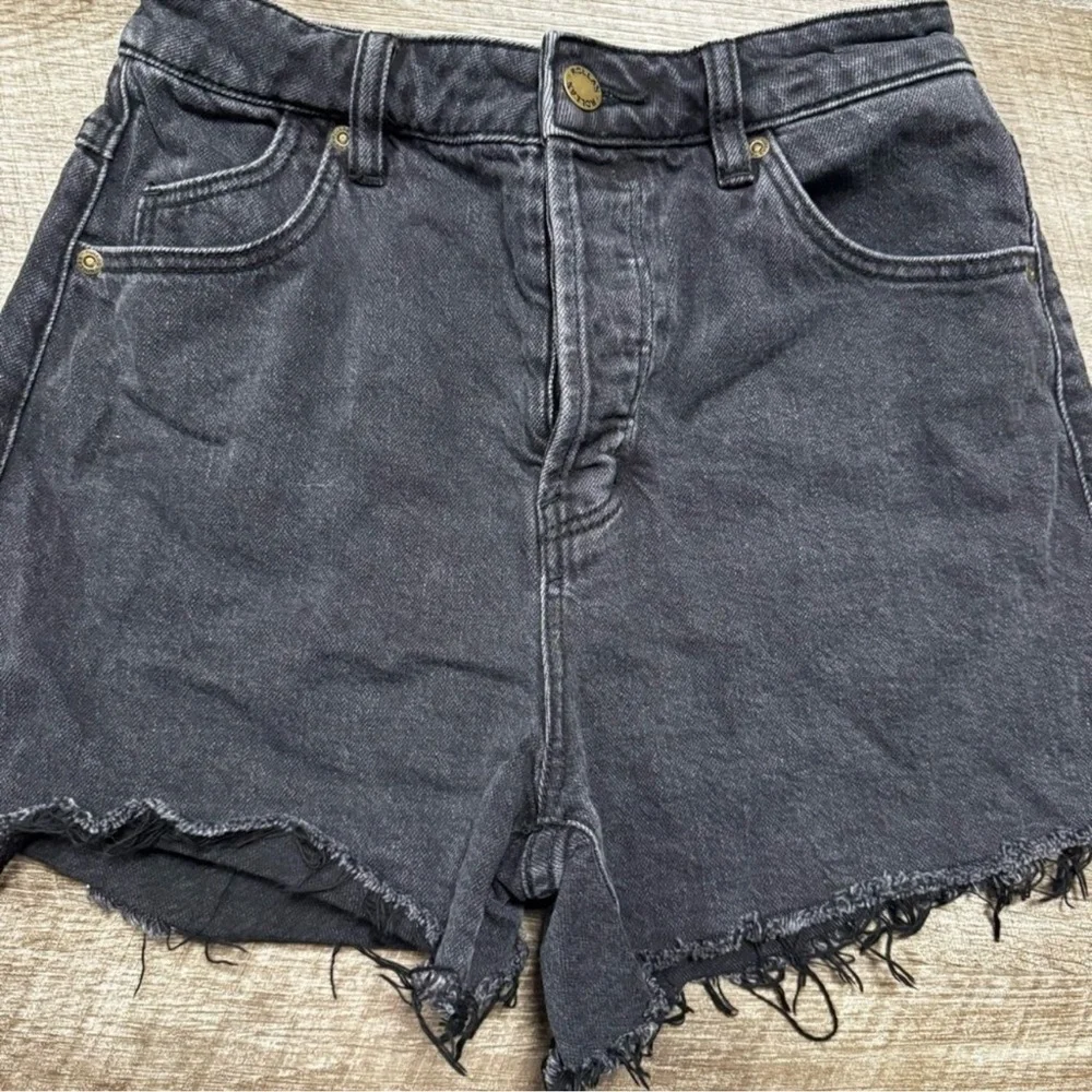 Rolla’s Black Original Short High Rise Cut Off Jean Shorts Size 25 - Picture 2 of 10
